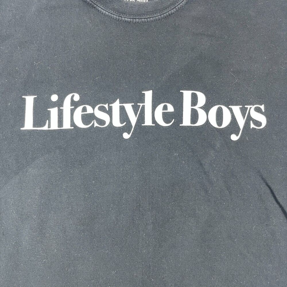 Julian Deguzman T-Shirt Men's Medium Black Graphic Lifestyle Boys Short Sleeve - Picture 2 of 8